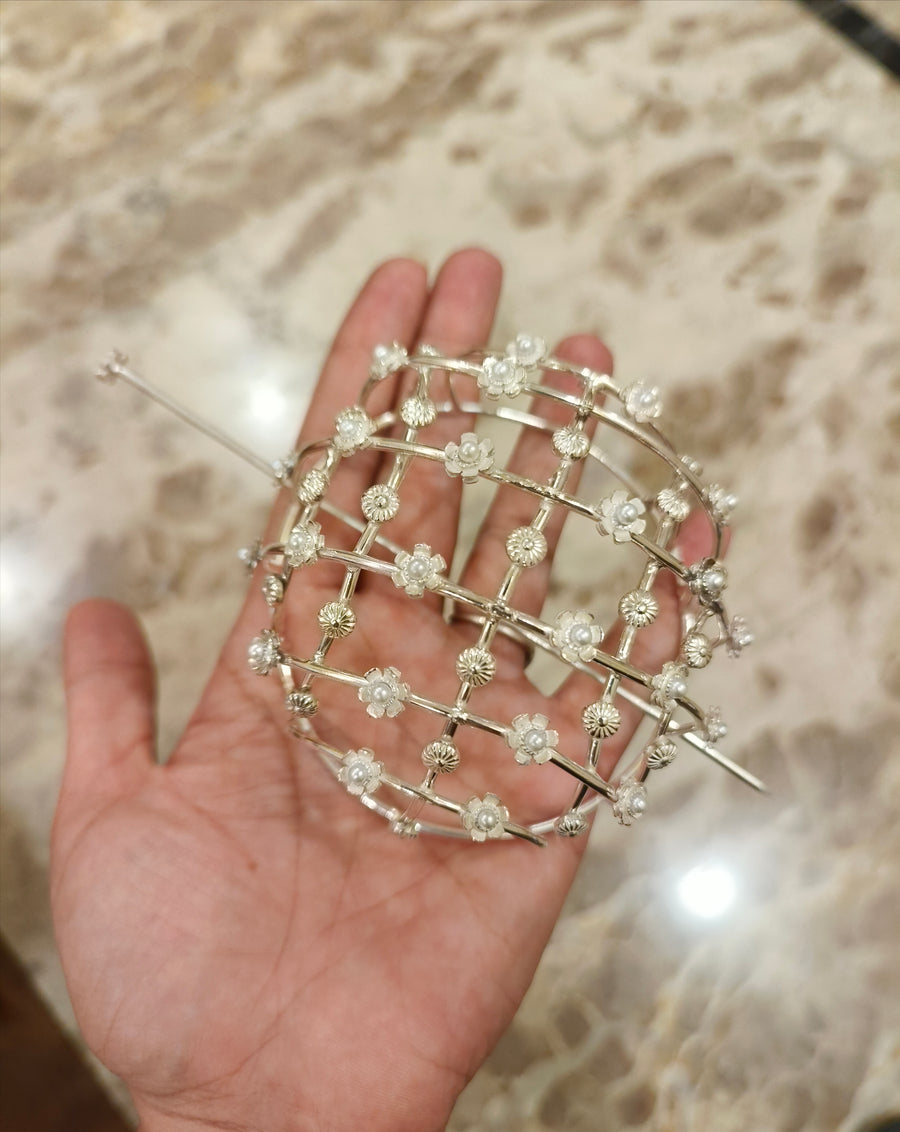 Pearl hair bun accessory