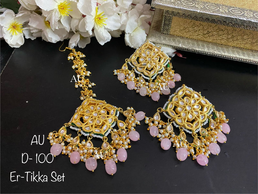 Kundan Earrings And Maangtikka