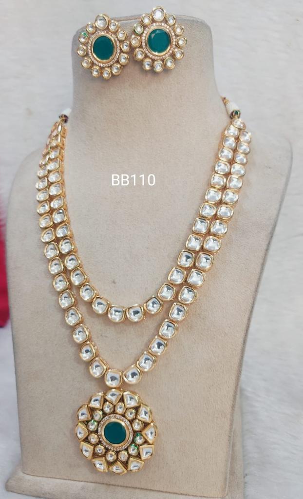 Kundan Necklace Set