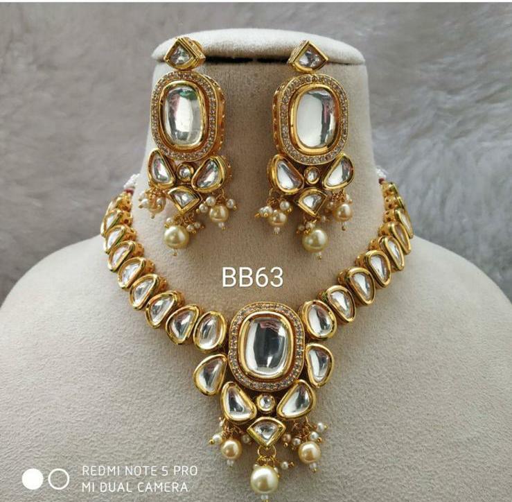Kundan Necklace Set