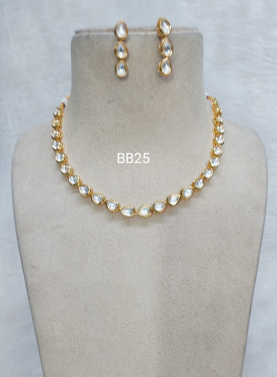 Kundan Necklace Set