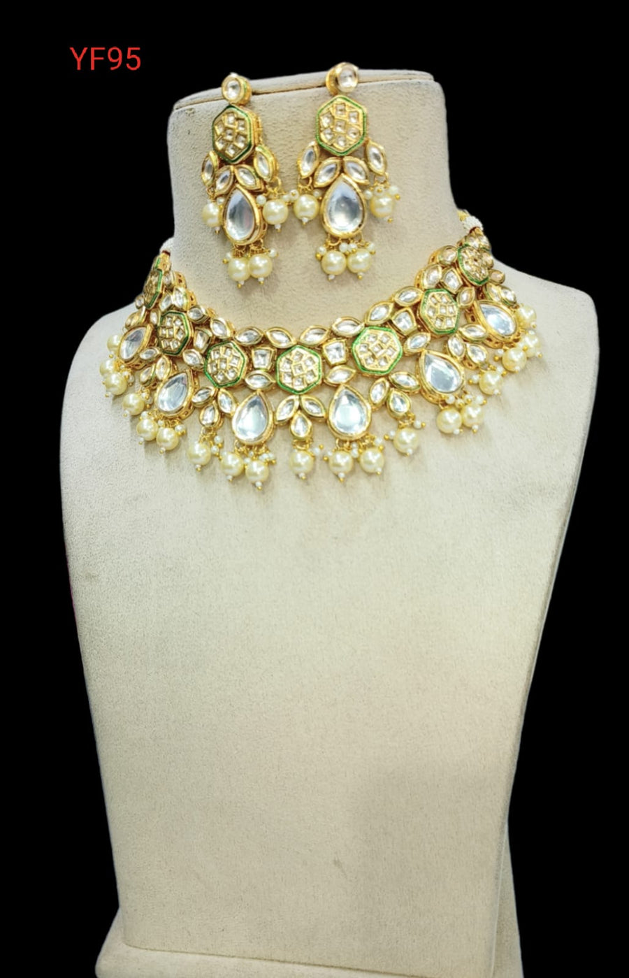 Kundan Necklace Set
