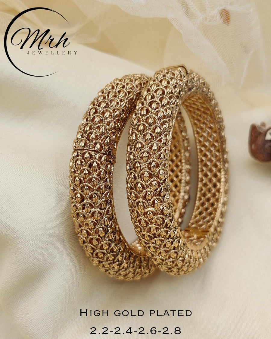 Gold Platted Openable Bangles