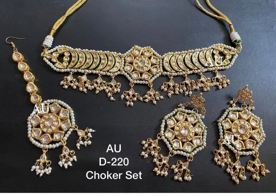 Kundan Choker Set