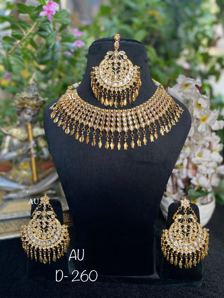 Kundan Necklace Set