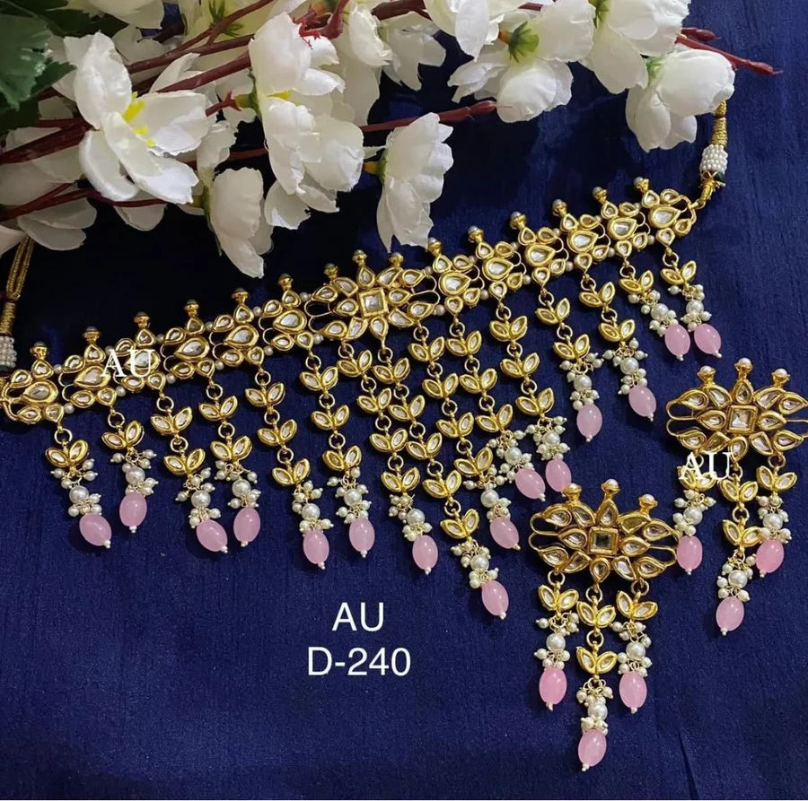 Kundan Choker Set