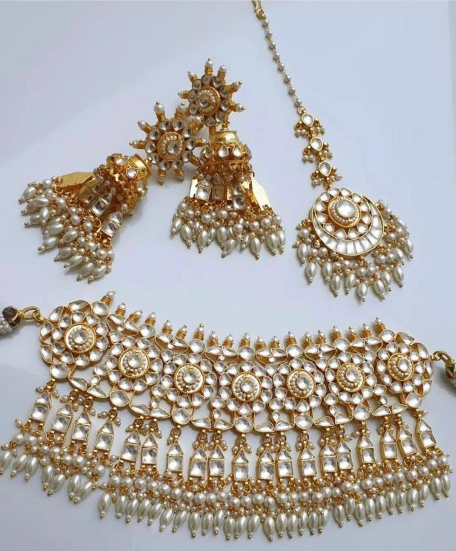 Kundan Choker Set