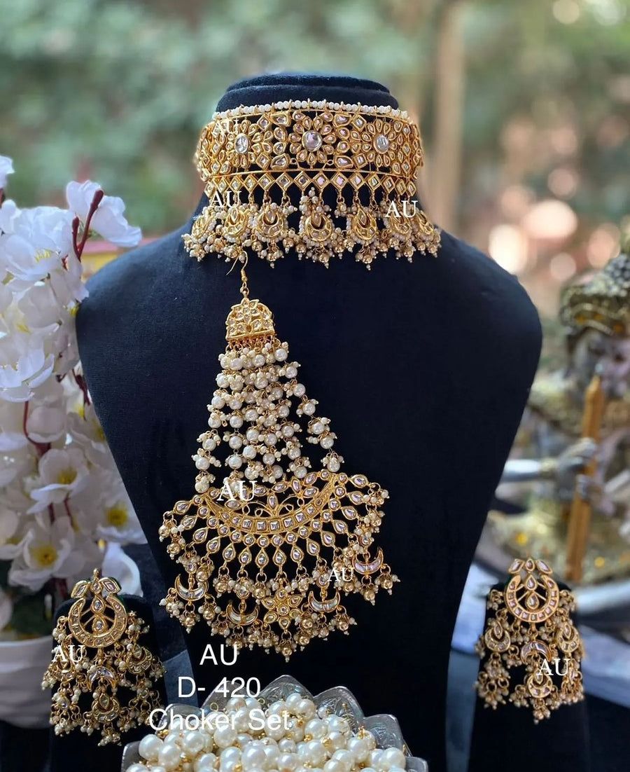 Kundan Choker Set