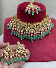 Kundan Choker Set