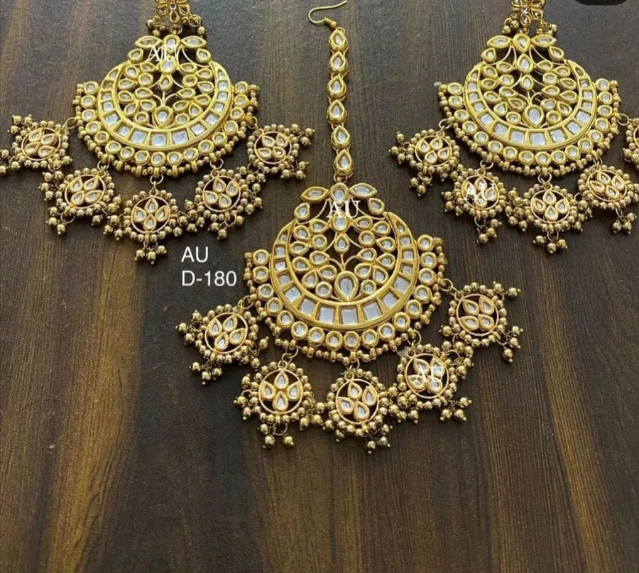 Kundan Earrings and Mathapatti